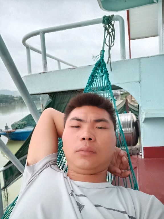 小哥哥的第一张照片--隆安残疾人相亲网